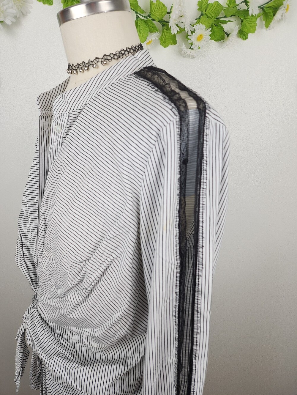 Worthington Striped Knot-Front Long Sleeve Shirt - Black/White Sz XL - Picture 4 of 9